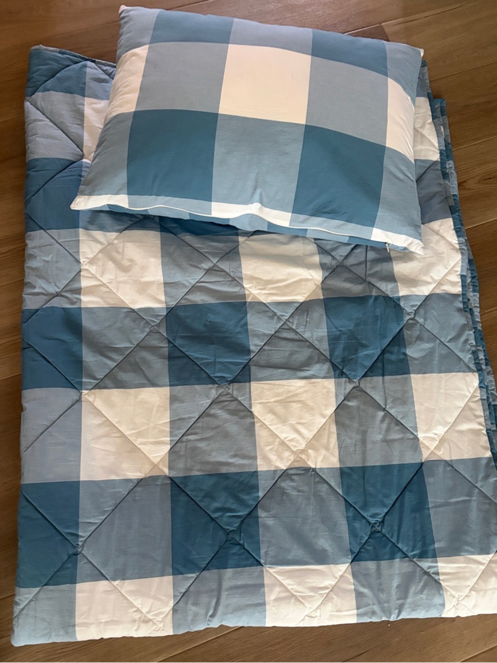 Lands End Blue and White Buffalo Plaid Quilt Twin with one sham- SHIPS TODAY